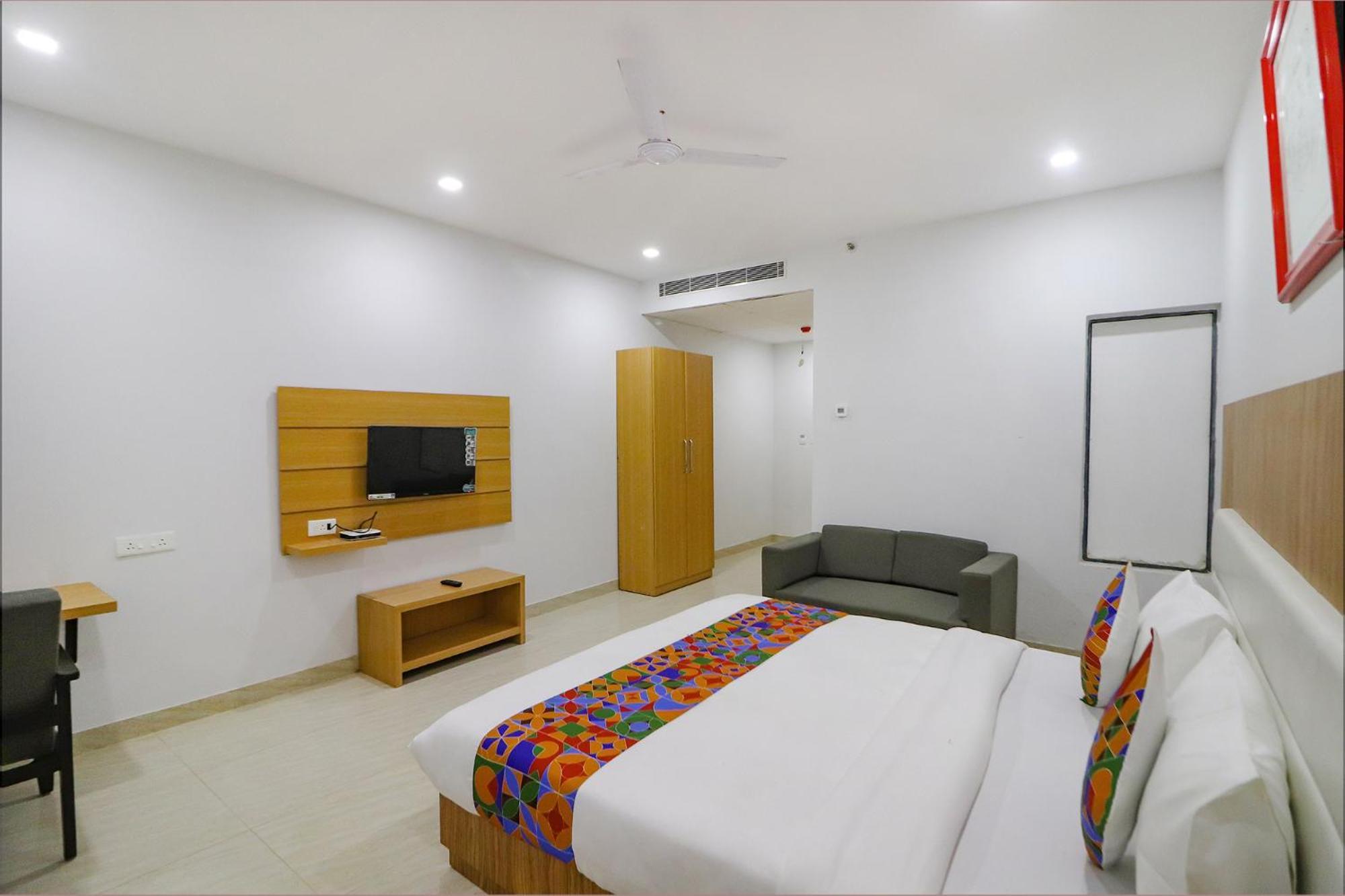 ורנאסי Fabhotel Premium Kashi מראה חיצוני תמונה